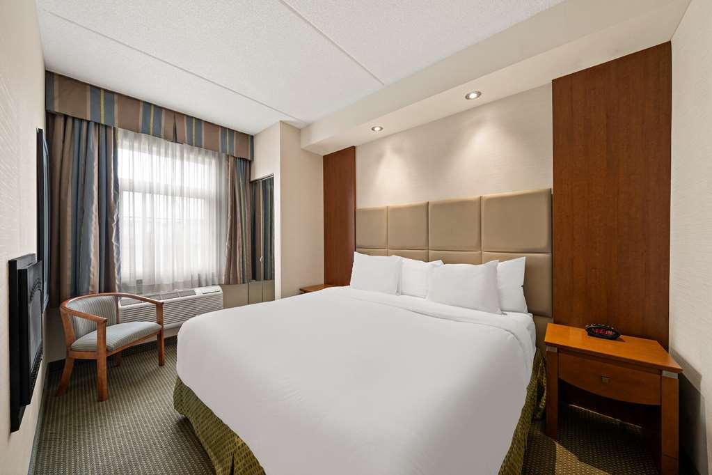 Best Western Plus Orangeville Inn & Suites Номер фото