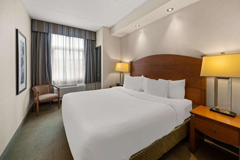 Best Western Plus Orangeville Inn & Suites Номер фото