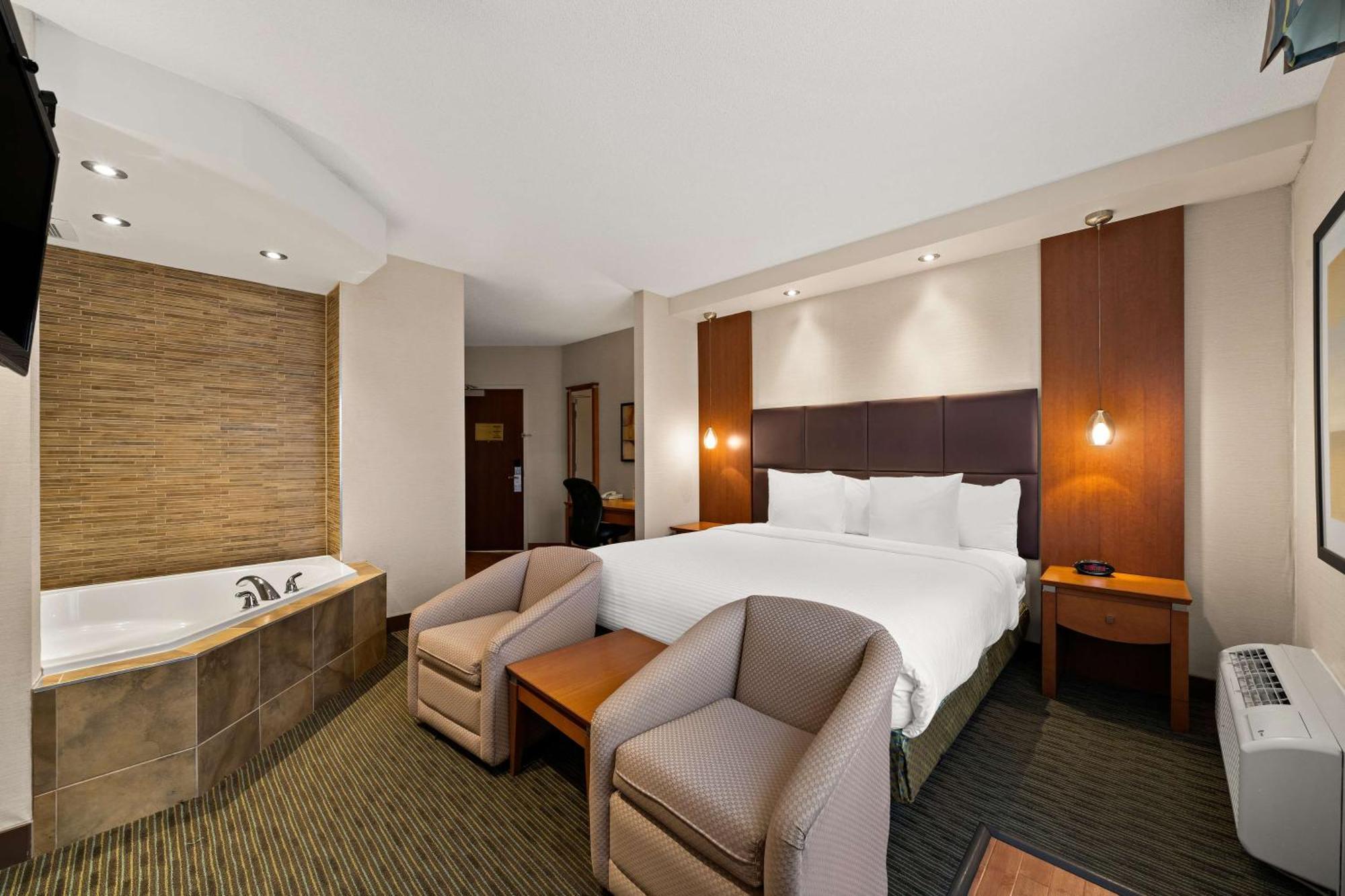 Best Western Plus Orangeville Inn & Suites Екстер'єр фото