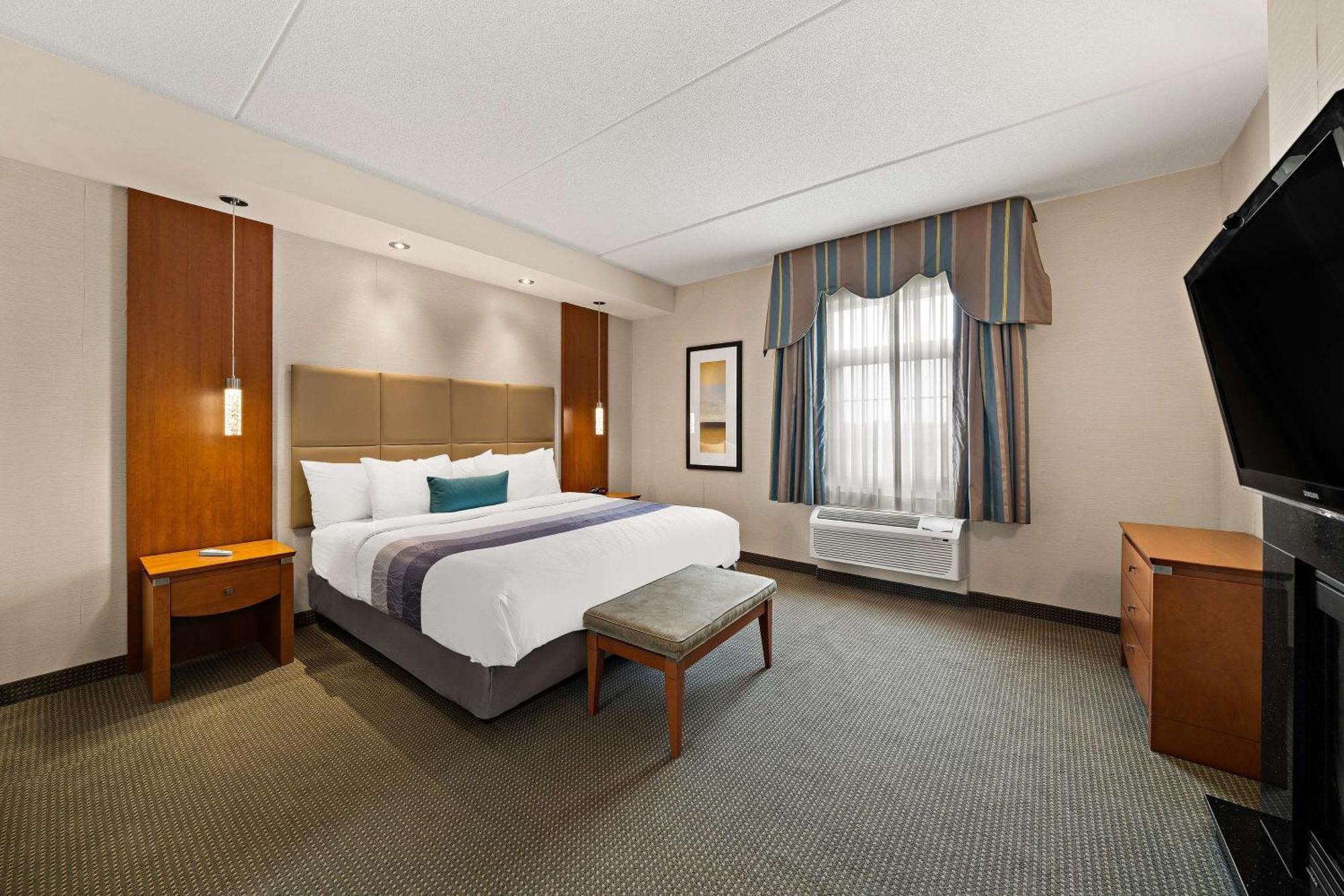 Best Western Plus Orangeville Inn & Suites Екстер'єр фото