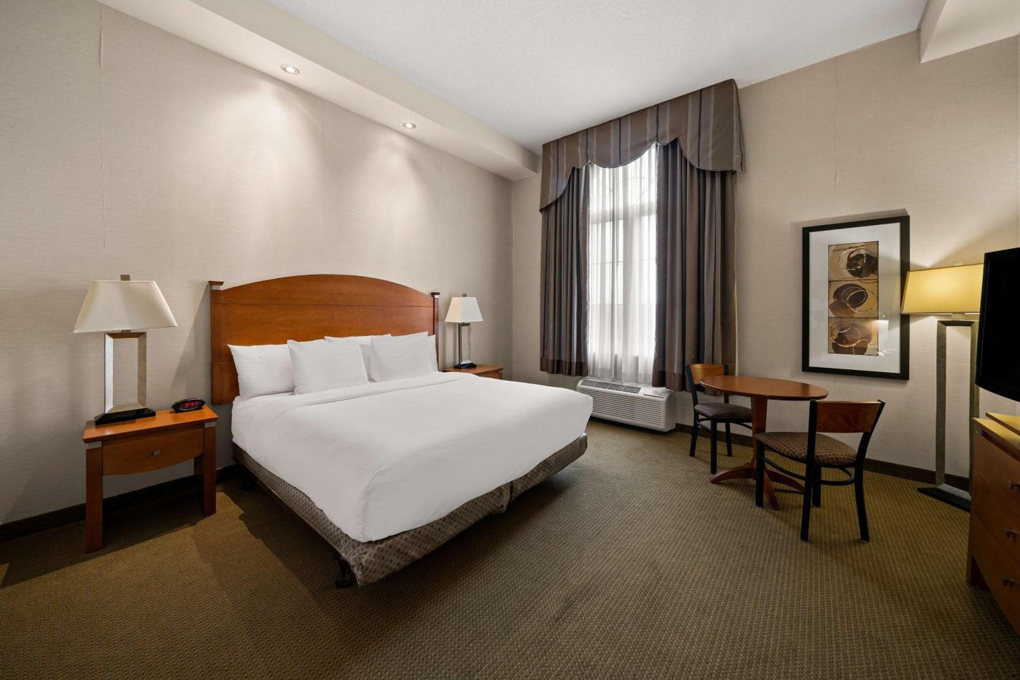 Best Western Plus Orangeville Inn & Suites Екстер'єр фото