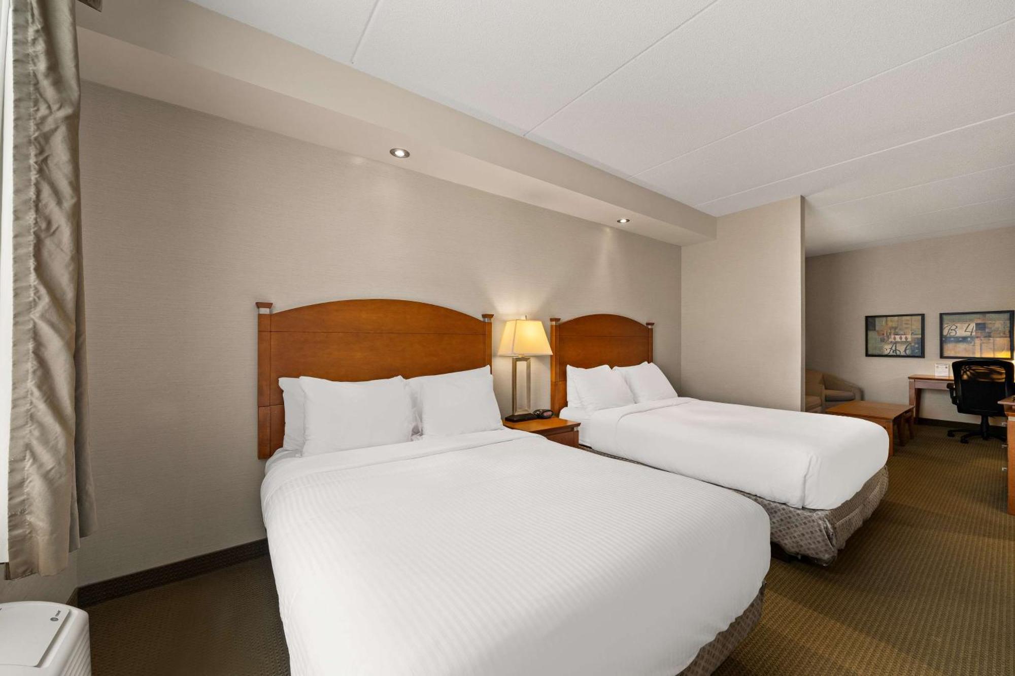 Best Western Plus Orangeville Inn & Suites Екстер'єр фото