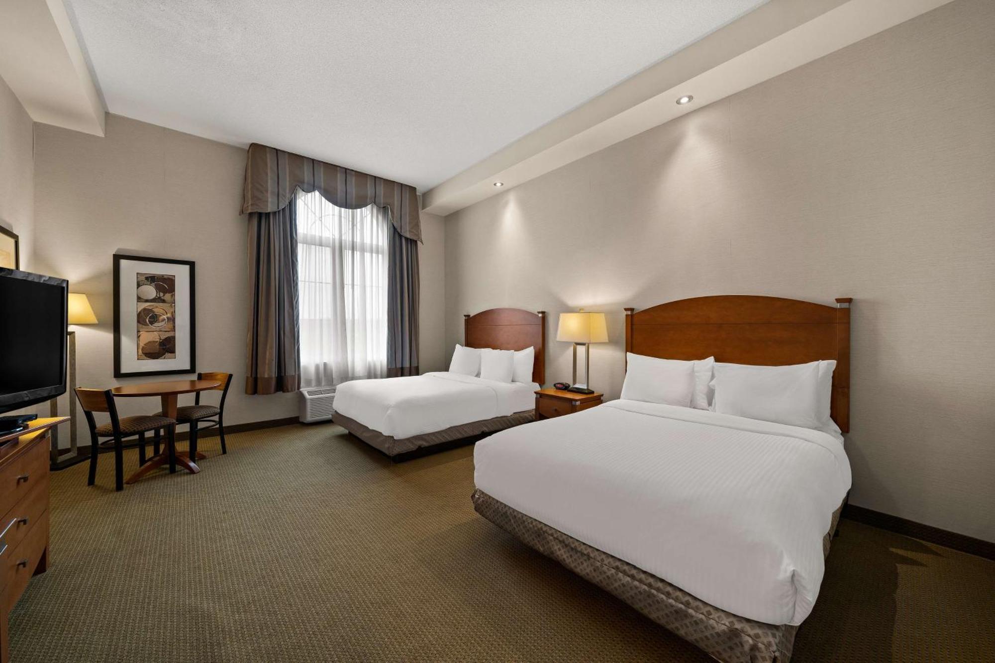 Best Western Plus Orangeville Inn & Suites Екстер'єр фото
